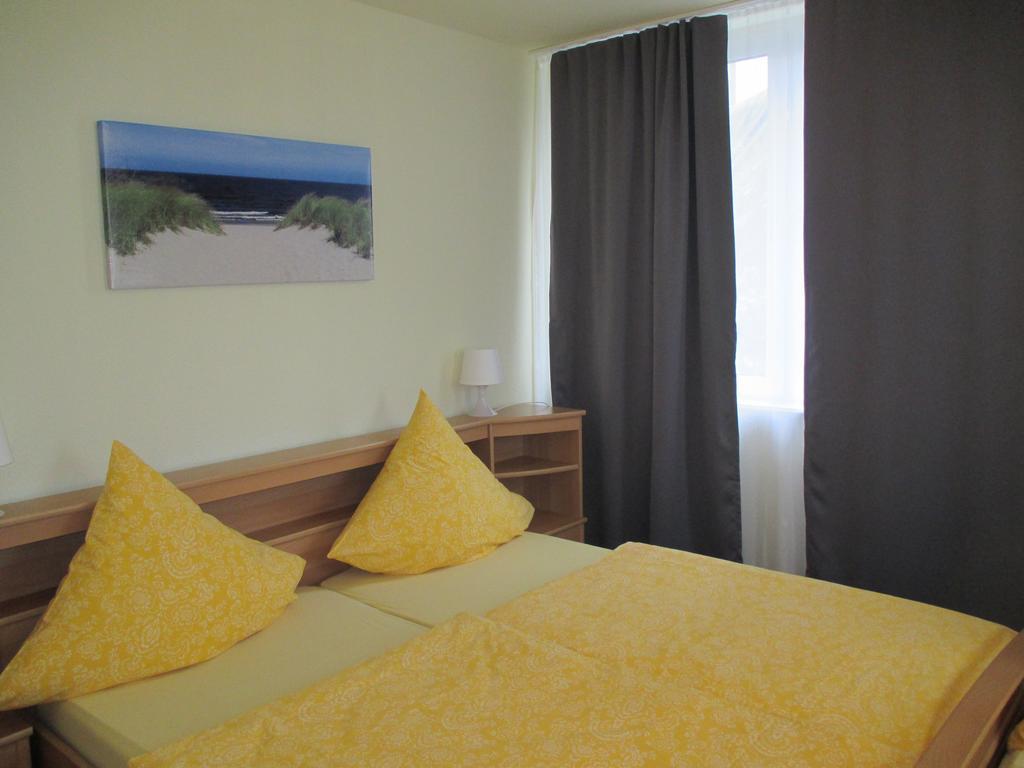 Hotel Reesenhof Witten Room photo